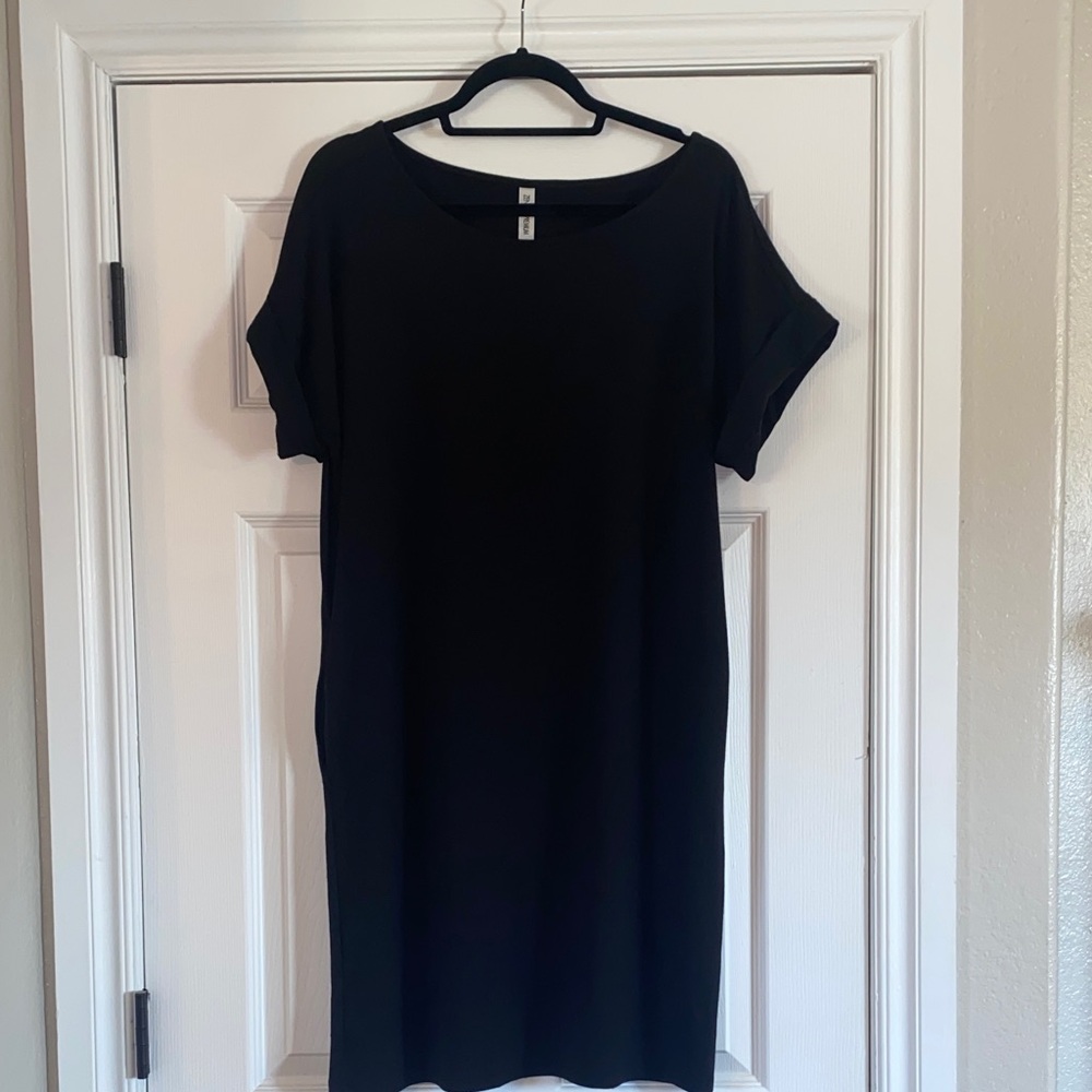 Zenana Classic Black Midi Dress